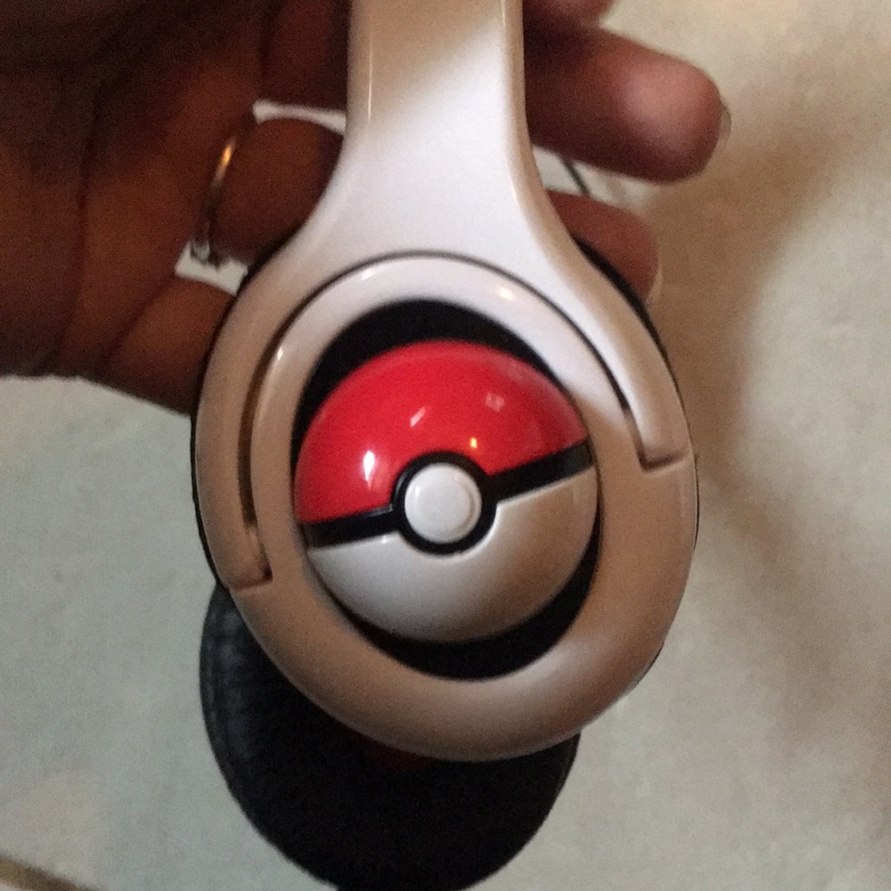POKÉMON HEADSET - Picture 7 of 12